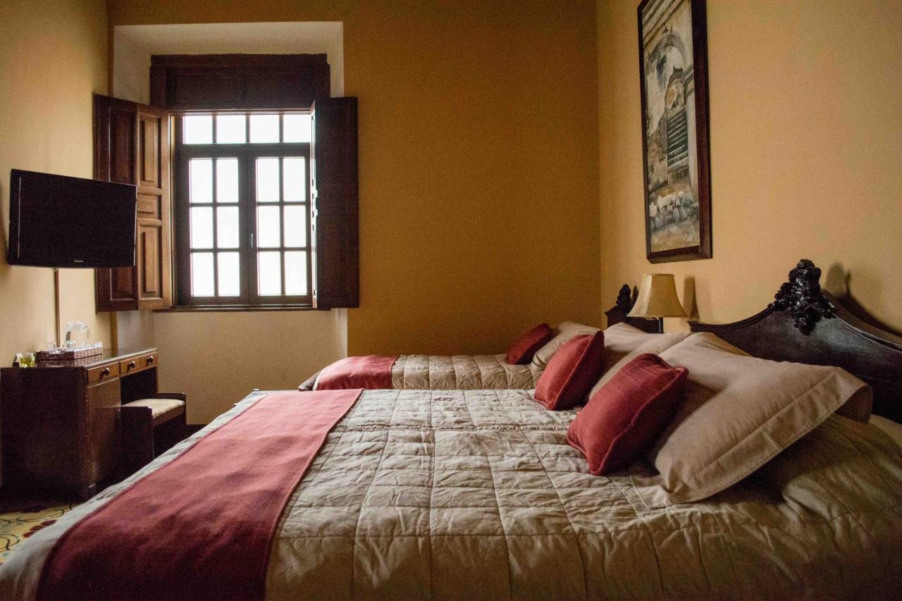 Hotel Aurora Antigua Kültér fotó